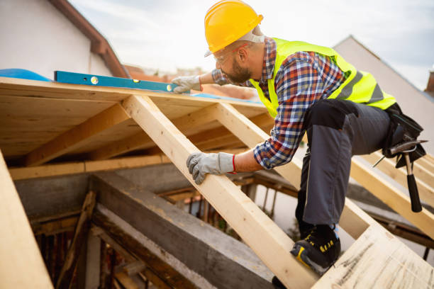 Best Flat Roof Repair Services  in Hortonville, WI